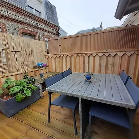 別荘 Yport, Maison De Pecheur Avec Jolie Terrasse.