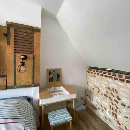 Yport, Maison De Pecheur Avec Jolie Terrasse. * Yport